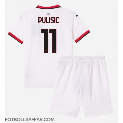 AC Milan Christian Pulisic #11 Bortadräkt Barn 2024-25 Kortärmad (+ Korta byxor)